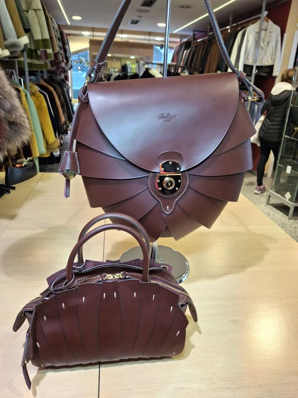 Complementos de piel: bolsos