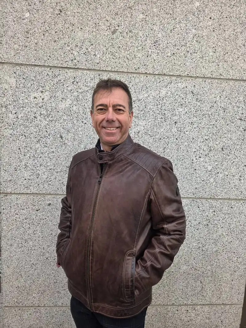 Cazadora de cuero de hombre